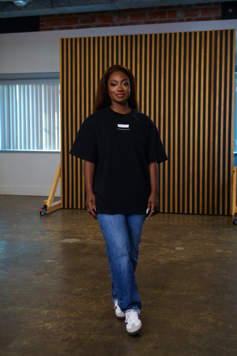 OVERSIZED UNISEX T-SHIRT